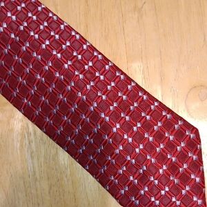 Ermenegildo Zegna Red and White Patterned Tie